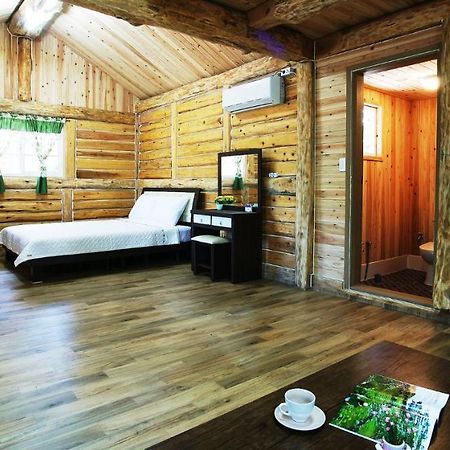 Jeju Joa Log Pension Seogwipo Exterior photo